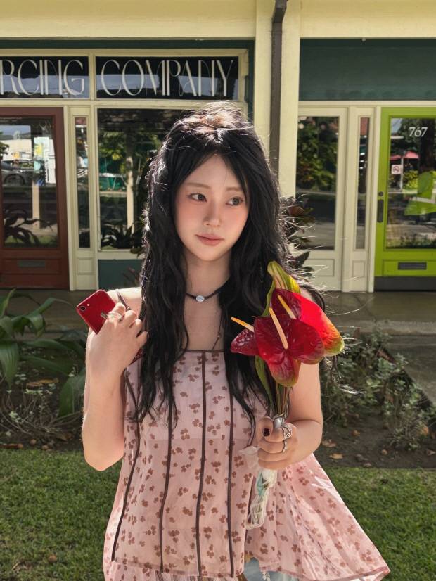 광주에서 즐길 수 있는 다양한 컨텐츠를 소개하는 인스타그램 계정 ‘슈가토끼’를 운영하는 이다경씨.<이다경씨 제공>