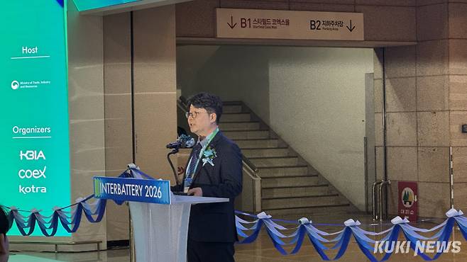 엄기천 포스코퓨처엠 사장 겸 한국배터리산업협회장이 인터배터리 2026 행사에 참여해 발언하고 있다. 김수지 기자