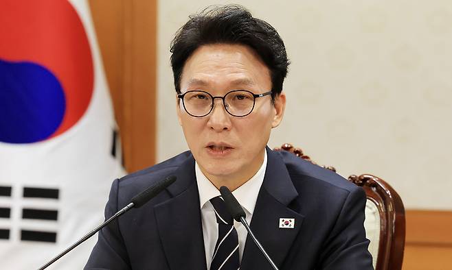 김민석 국무총리가 11일 서울 종로구 정부서울청사에서 열린 새만금·전북 대혁신TF 킥오프 회의에서 모두발언을 하고 있다. 뉴스1