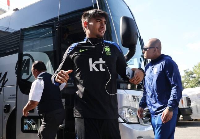 ▲ 카스트로프는 한국 대표팀의 새로운 퍼즐 조각이자, 묀헨글라트바흐의 잠재적 자원이다. 지난해 9월 A매치 기간을 통해 태극마크를 달고 선명히 보여준 투지와 에너지를 이제 북중미 월드컵에서 보여줄 각오다. ⓒ 연합뉴스