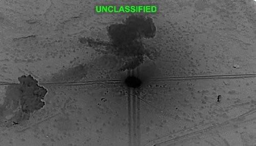 미국 중부사령부가 엑스(X)에 공개한 이란 하르그 섬 공습 장면. 2026.03.14