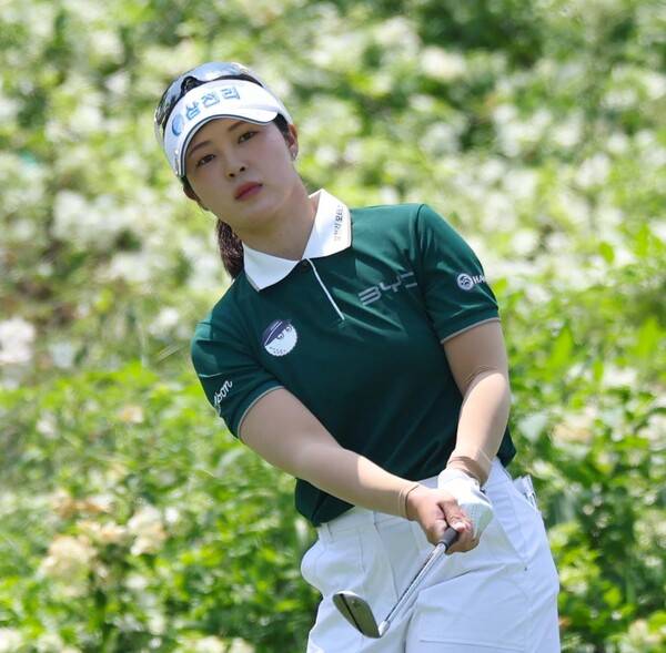 한국여자프로골프(KLPGA) 투어 2026시즌 개막전인 '신설 대회' 리쥬란 챔피언십 우승 경쟁에 뛰어든 전예성 프로. 사진제공=KLPGA (사진을 무단으로 사용하지 마십시오.)