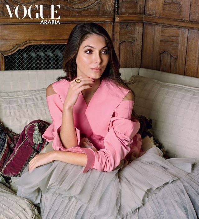 누르 팔레비가 지난 2019년 촬영한 보그 아라비아 화보. 사진 인스타그램 캡처
