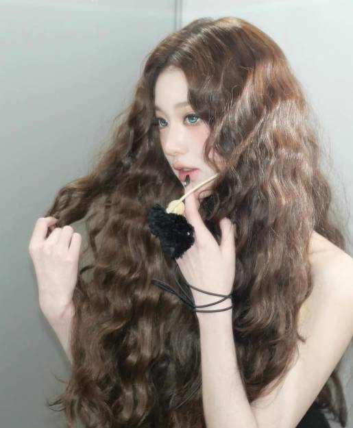 장원영 소셜미디어