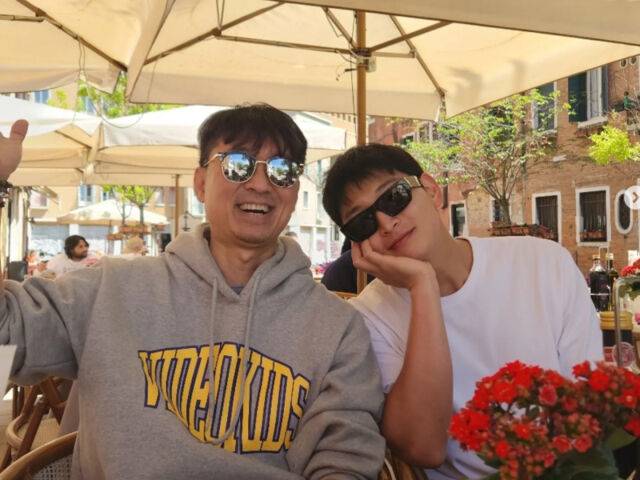 정진운이 장항준 감독과 친분을 과시했다. / 정진운 소셜미디어