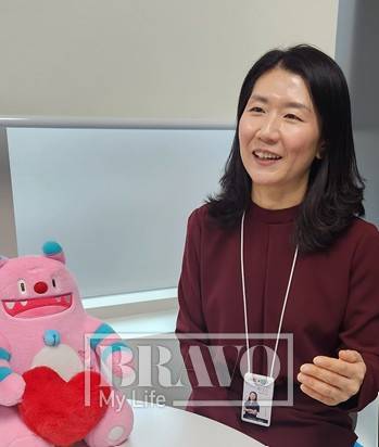 이지영 서울시50플러스재단 중장년취업사관학교 동부캠퍼스 센터장이 18일 서울 광진구에 있는 캠퍼스 사무실에서 브라보마이라이프와 인터뷰를 하고 있다. 서지희 기자 jhsseo@