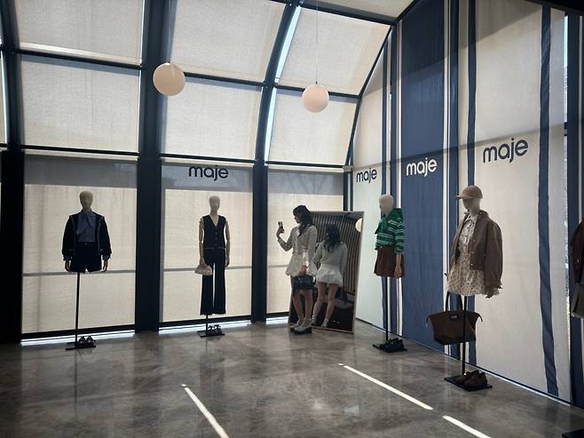 19일 몬드리안 호텔에서 열린 마쥬 2026년 봄여름 컬렉션 프레젠테이션. /사진=하수민기자