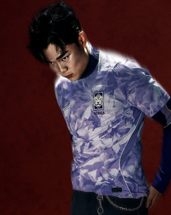 오현규가 북중미월드컵 원정 유니폼을 입고 있다. 나이키 제공
