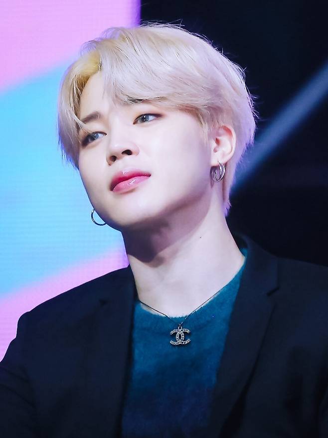 방탄소년단 지민 'Who' 빌보드 차트 85주간 진입..K팝 솔로곡 최장·최초 大기록