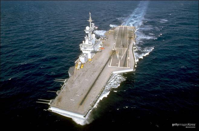 프랑스 원자력 추진 항공모함 샤를 드 골 호의 모습. 사진=게티이미지