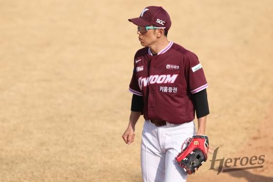 12일 시범경기에 출전한 키움 히어로즈 서건창. /사진=키움 히어로즈 제공