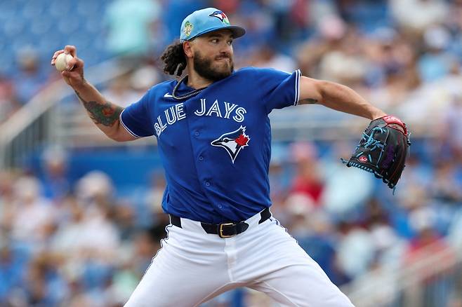 지난해 한화 이글스 유니폼을 입고 KBO리그 무대를 누빈 코디 폰세(토론토 블루제이스)가 20일(한국시간) 미국 플로리다주 더니든의 TD 볼파크에서 열린 2026 미국 메이저리그(MLB) 뉴욕 양키스와의 시범경기에 선발 등판해 5⅔이닝 1피안타 5탈삼진 무실점으로 호투를 펼쳤다. 연합뉴스