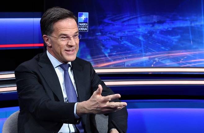 북대서양조약기구(NATO·나토)의 마르크 뤼터 사무총장이 지난 5일(현지시간) 벨기에 브뤼셀에서 인터뷰를 하고 있다.로이터연합뉴스