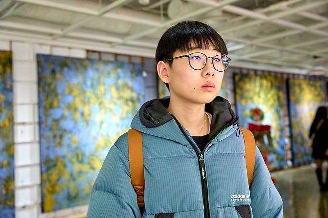 ‘기자간담회’에 처음 참여한 서진하 학생기자는 박신양 작가가 그림을 그린 의도와 특징 등을 자세하게 설명해줘 이해하기 쉬웠다는 소감을 전했다.
