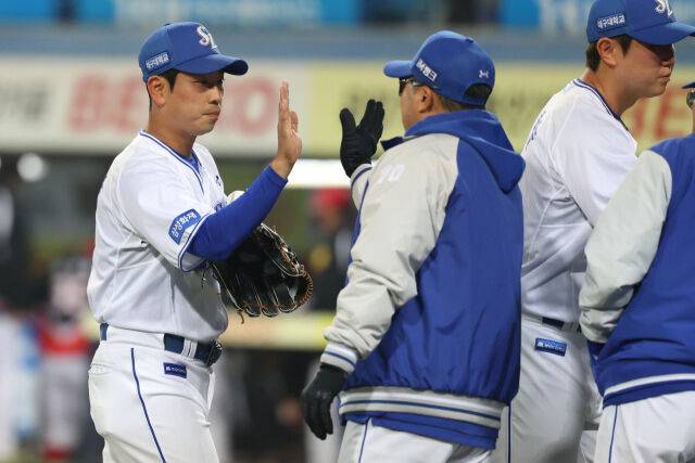 이해승과 박진만 감독./삼성 라이온즈