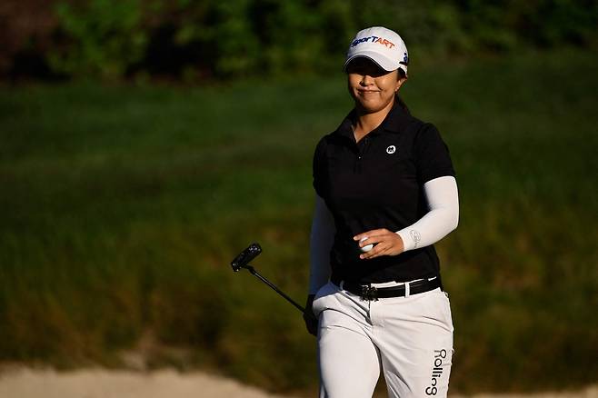 퍼팅을 마치고 이동하고 있는 김세영. 사진 제공=AFP연합뉴스