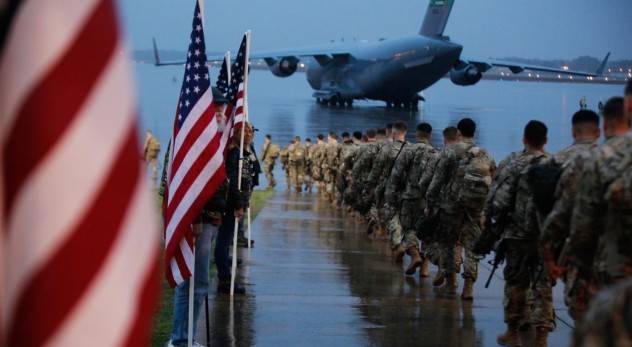 2020년 1월 중동 투입되는 미 육군 82공수사단 신속대응군 장병들. 연합뉴스