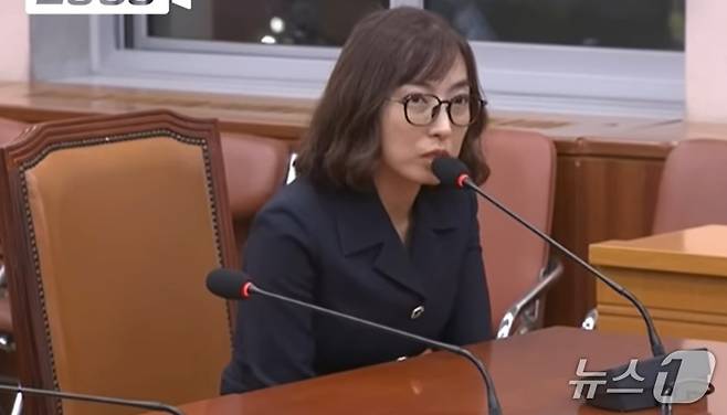 2025년 10월 27일 국회 법제사법위원회의 대검찰청 국정감사에 참고인으로 출석한 안미현 검사가 보완수사권 박탈에 대해 우려를 표명하고 있는 모습. (채널A 갈무리) ⓒ 뉴스1