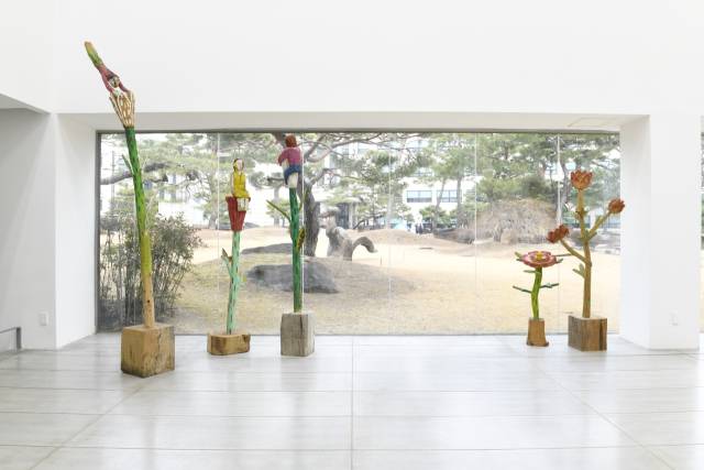 김성수, 꽃과 새가 하는 말을 들을 수 있다면, 나무에 채색