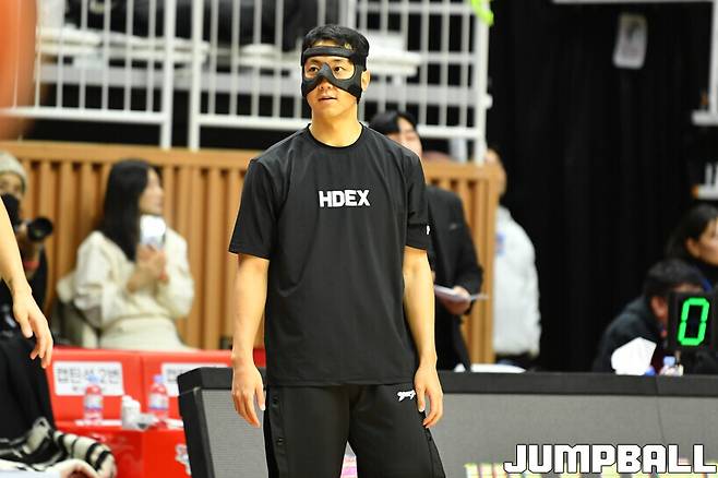 ▲ KT 시절 마스크를 착용했던 허훈