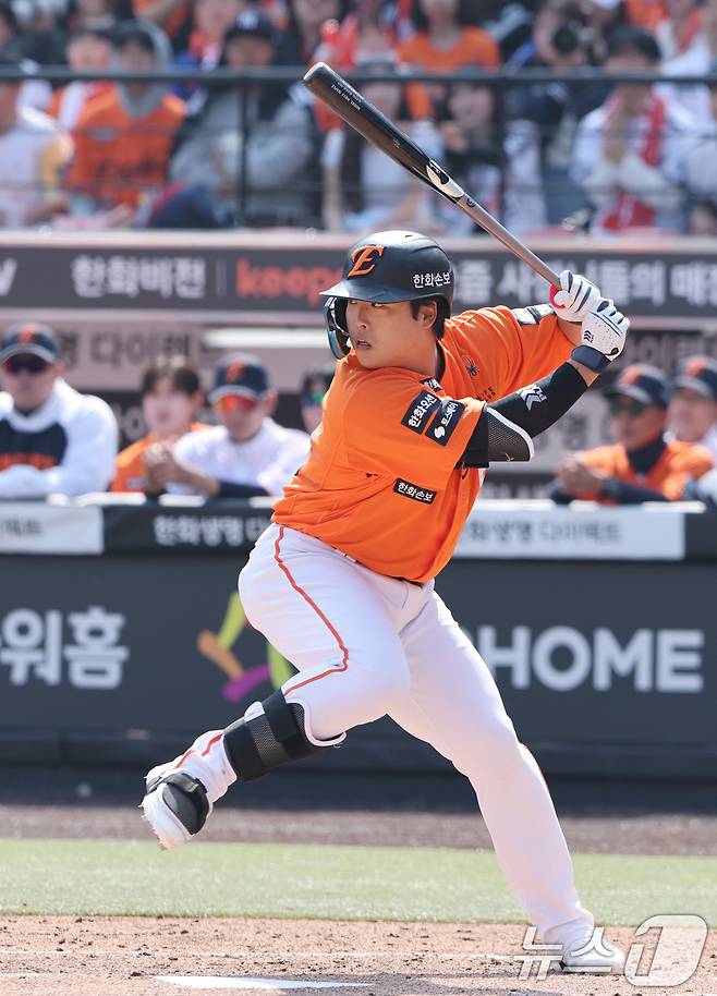 28일 대전 한화생명볼파크에서 열린 2026 신한 SOL뱅크 KBO 리그 키움 히어로즈와 한화 이글스 정규시즌 개막전에서 1회말 2사 2, 3루 상황, 한화 강백호가 타격을 하고 있다. 2026.3.28 ⓒ 뉴스1 김기태 기자