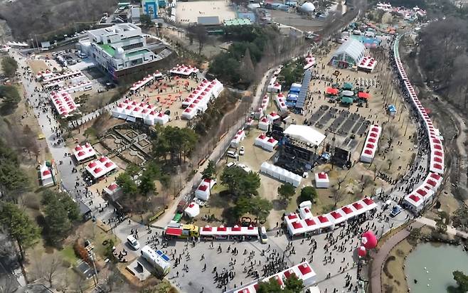 논산딸기축제 전경 / 사진= 논산문화관광재단