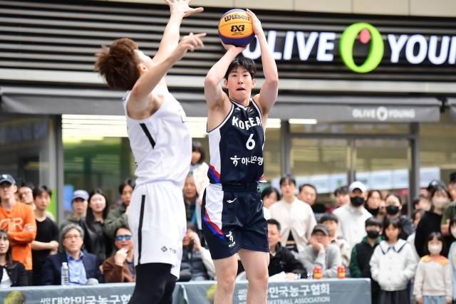 김승우가 보여준 수비와 슈팅은 돋보였다. 사진=대한민국농구협회 제공