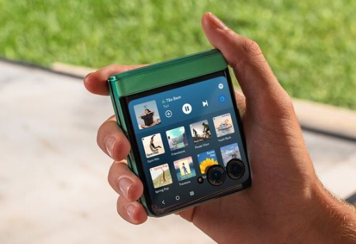 모토로라 레이저 60 플립. 모토로라 홈페이지