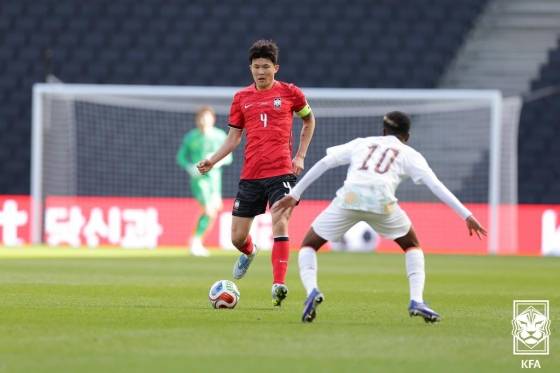 김민재(가운데). /사진=대한축구협회 제공