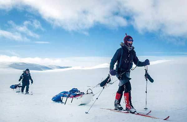 스키 원정을 함께 다니는 노르웨이 카틴카·엠마 모녀. 사진 할게이르 브라스타드.
