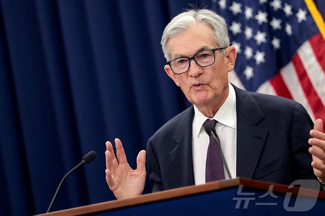 제롬 파월 미 연방준비제도(Fed) 의장이 워싱턴DC에서 이틀간의 연방공개시장위원회(FOMC) 금리 정책 회의가 끝난 뒤 열린 기자회견에서 발언하고 있다. 2026.01.28. ⓒ 로이터=뉴스1