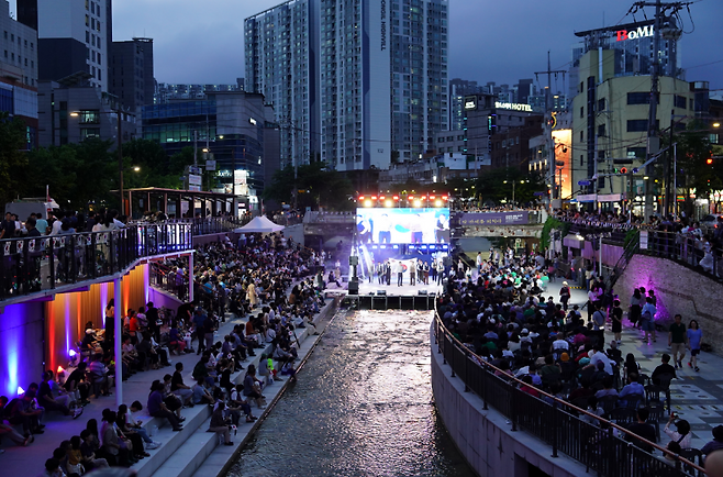 성북천 야외 공연