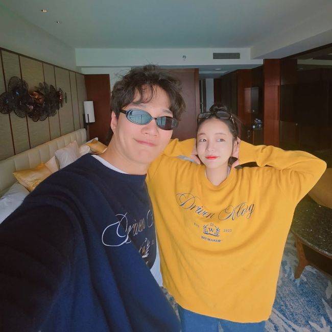 문지인 SNS