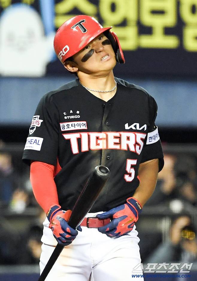 마지막 타석 볼넷에도 아쉬움이 컸던 김도영의 승부욕.