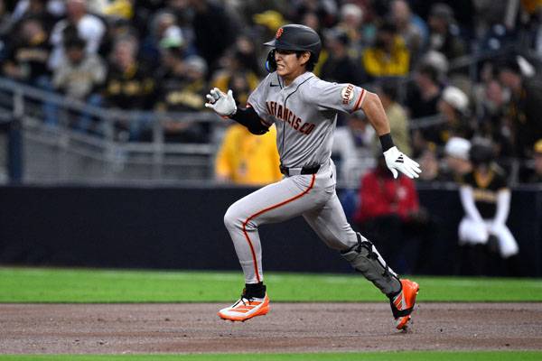 이정후는 이날 타석에서 자기 스윙을 찾는다는 생각으로 경기에 임했다고 밝혔다. 사진= Getty Images/AFP= 연합뉴스 제공