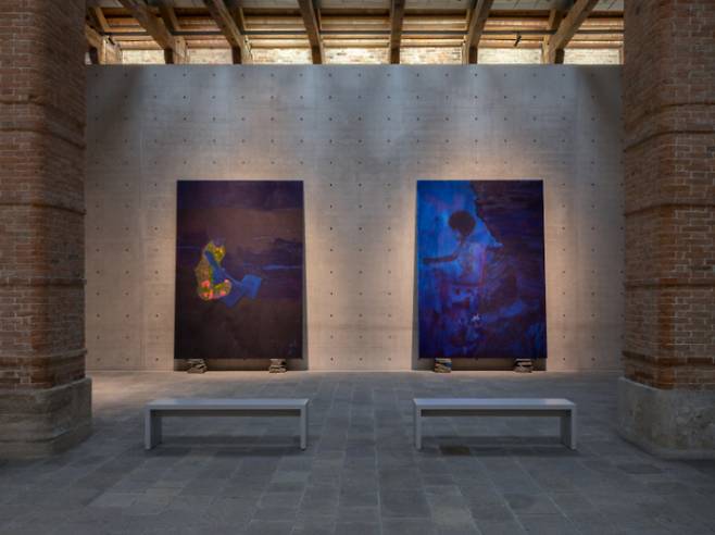 전시 중인 로나 심슨의 작품. 보테가 베네타 제공