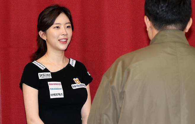 LPBA 신예 정수빈 인터뷰 (고양=연합뉴스) 김병만 기자 = 31일 경기도 고양시 자이언트당구클럽에서 'LPBA 차세대 스타' 정수빈이 연습하고 있다. 2026.4.1
kimb01@yna.co.kr