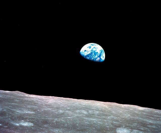 1968년 아폴로 2호가 달에서 촬영한 '지구돋이' 사진. 미국 항공우주국(NASA·나사) 제공