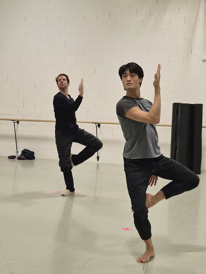 김기민 ‘볼레로’ 스위스 리허설 장면. 인아츠프로덕션 제공