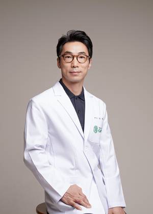 안재돈 약사