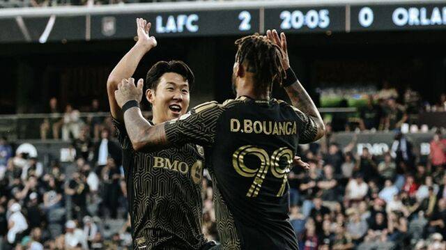 손흥민이 5일(한국시간) 미국 캘리포니아 LA의 BMO 스타디움에서 열린 올랜도시티와의 2026 MLS 6라운드 홈 경기에서 드니 부앙가와 골을 합작한 후 기뻐하고 있다. MLS 홈페이지 캡처