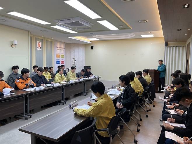 BTS 월드투어 공연의 안전한 개최를 위해, 7일 고양종합운동장 일원에서 김성중 경기도지사 권한대행 주재로 현장 안전점검이 진행됐다. 사진=경기도청