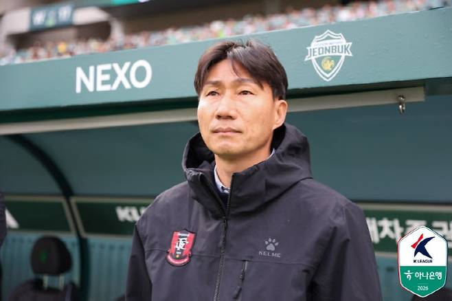 AFC P급 라이센스를 보유하고 있지만 국내 전문스포츠지도사 자격증은 갖고 있지 않은 이영민 부천FC 1995 감독. 사진=프로축구연맹