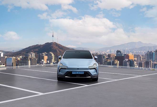 스웨덴 전기차 브랜드 폴스타의 중형 전기 SUV '폴스타4' 2026년형./폴스타코리아 제공