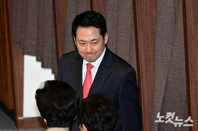 윤창원 기자