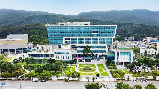 이천시청 전경. <이천시 제공>