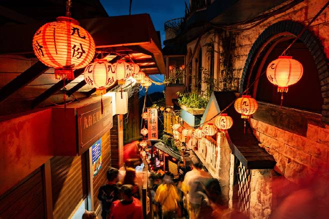 유명 관광지인 지우펀의 야경