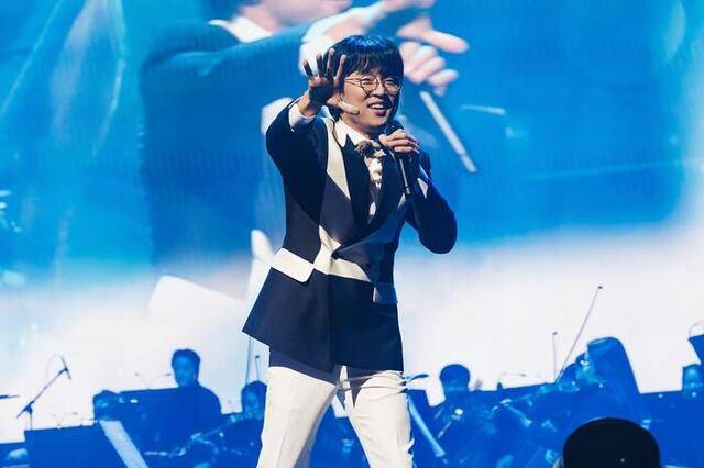 가수 박창근이 '팬앤스타' 베스트뮤직 겨울 투표 9위에 올랐다. 남은 투표 기간 동안 순위가 오를지 기대된다./강진군 제공