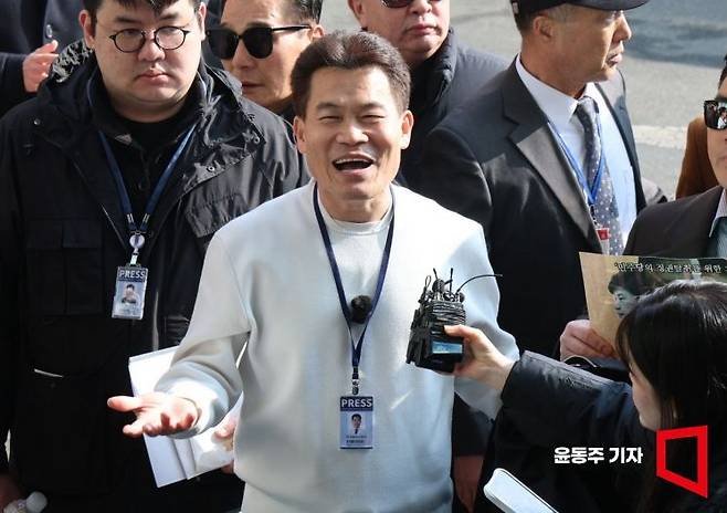 극우 유튜버 전한길씨. 윤동주 기자