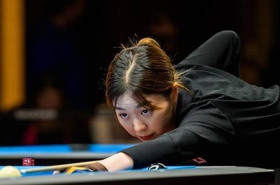 세계랭킹 7위 서서아가 8일 새벽(한국시간) 열린 미국 세인트루이스 여자10볼 오픈 8강전서 재스민 오스천에 역전패, 아쉽게 탈락했다. (사진=Predator Pro Billiard Series DB)